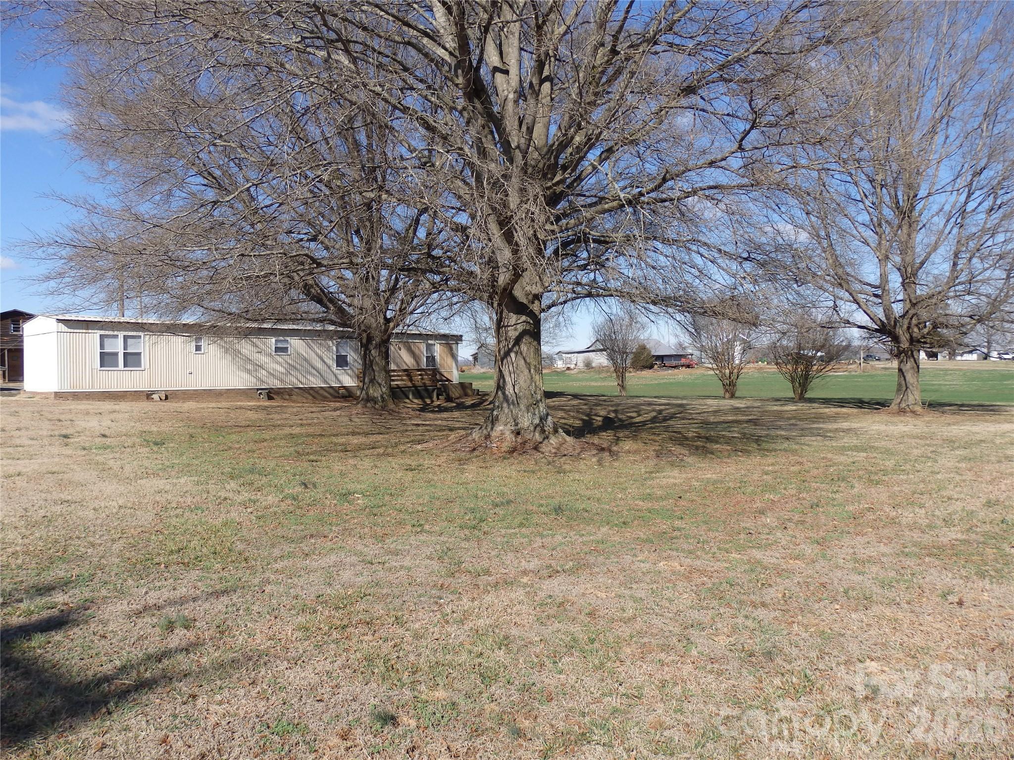 5750 New Hope Road Denton NC 27239