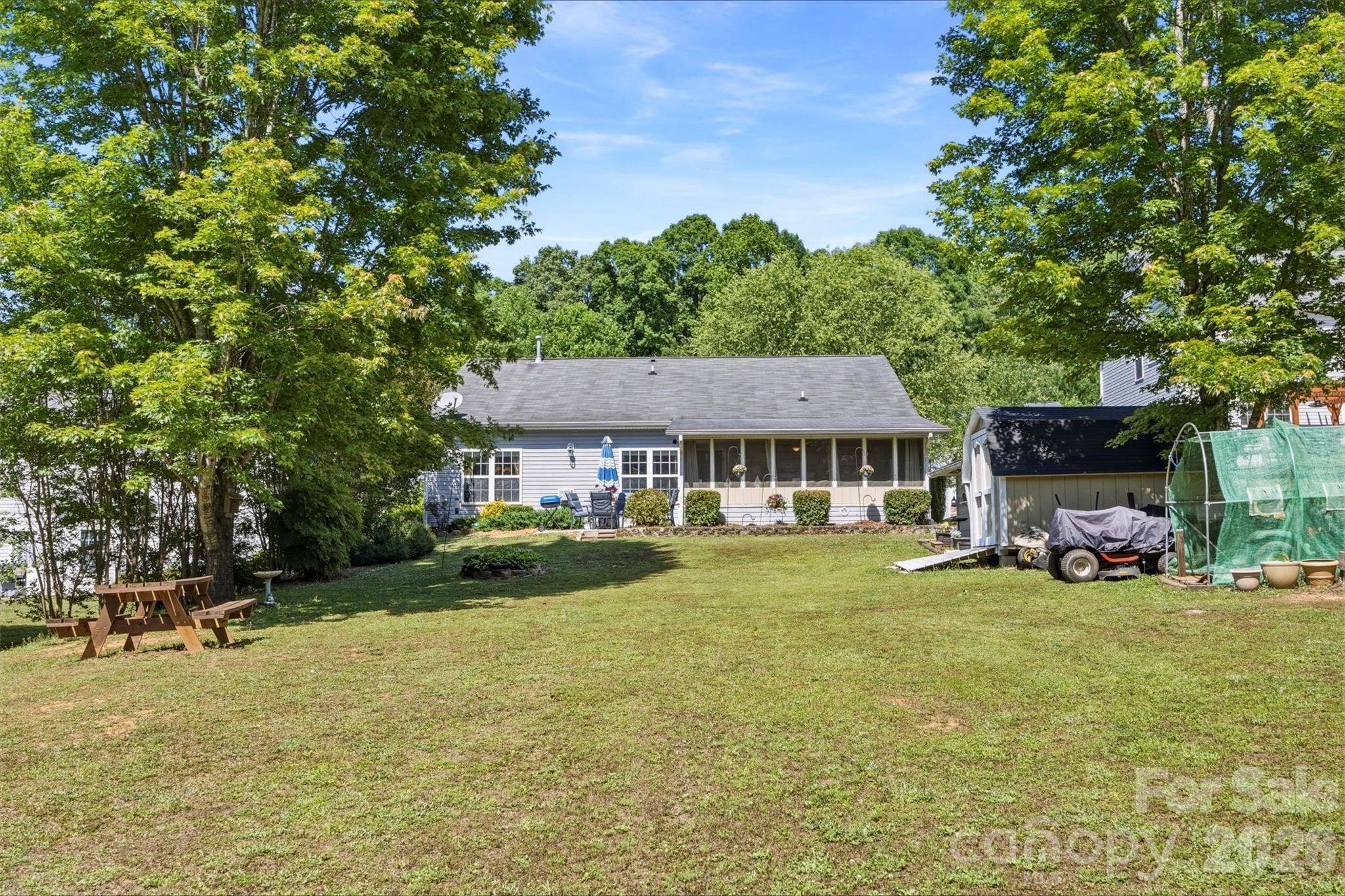 40 Ashton Bluff Circle Mount Holly NC 28120