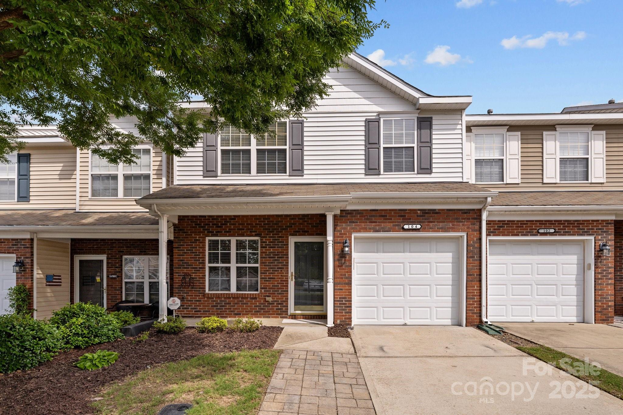 104 Clydesdale Court Matthews NC 28104