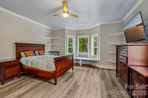 611 E 37th Street Charlotte NC 28205