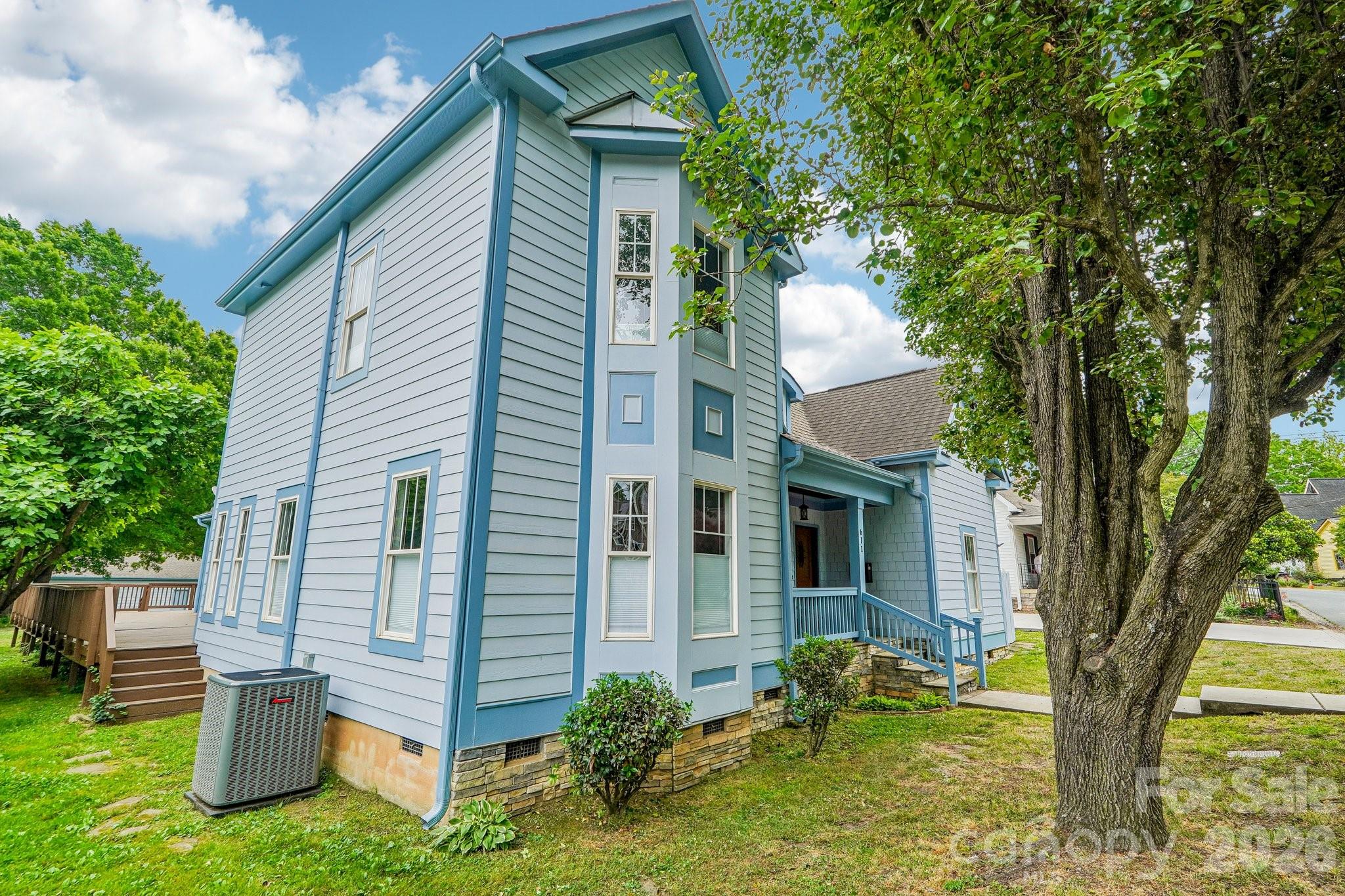 611 E 37th Street Charlotte NC 28205