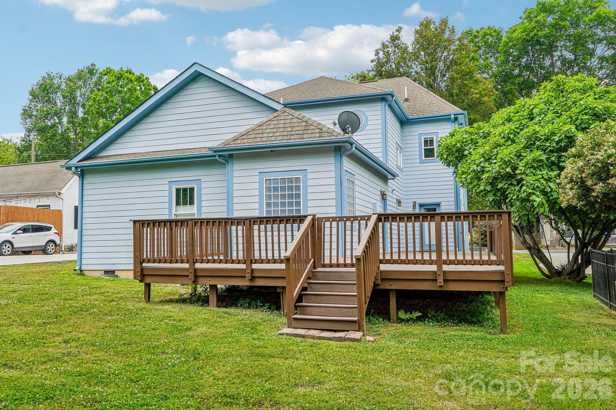 611 E 37th Street Charlotte NC 28205