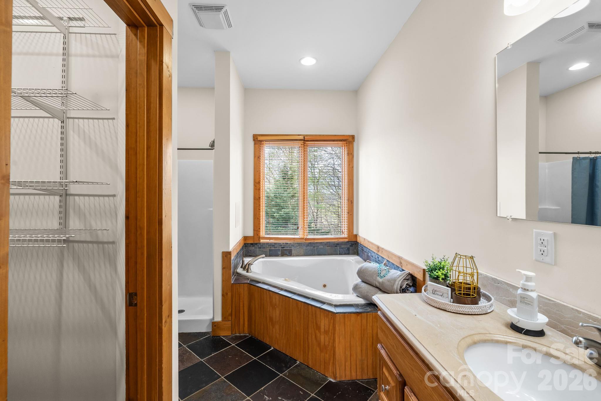 1750 Knollwood Circle Morganton NC 28655