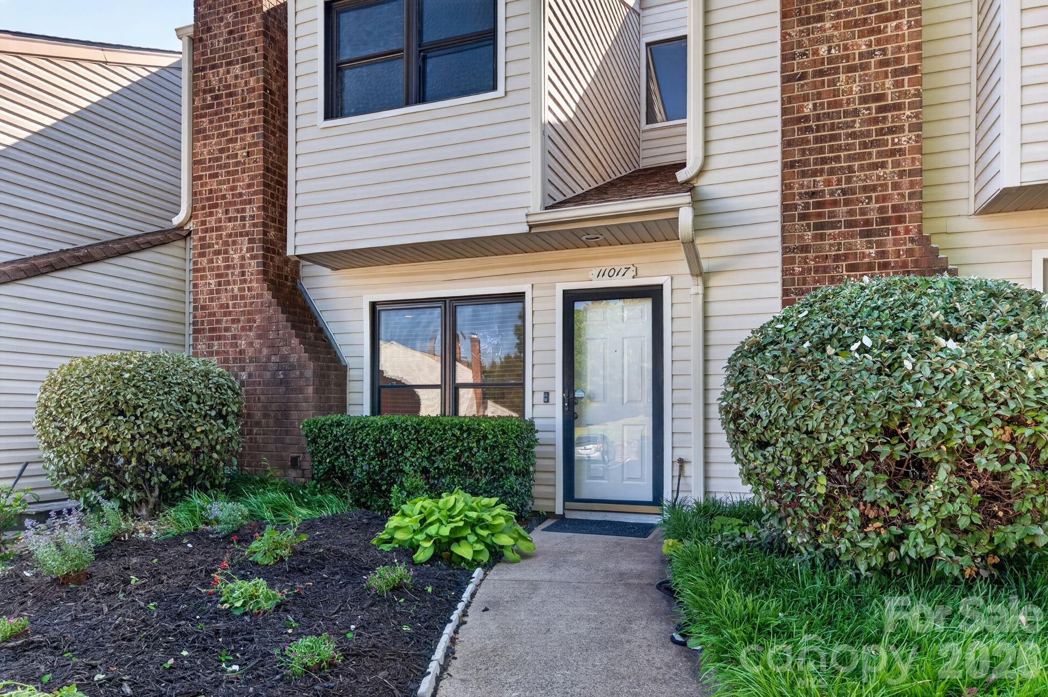 11017 Carmel Crossing Road Charlotte NC 28226