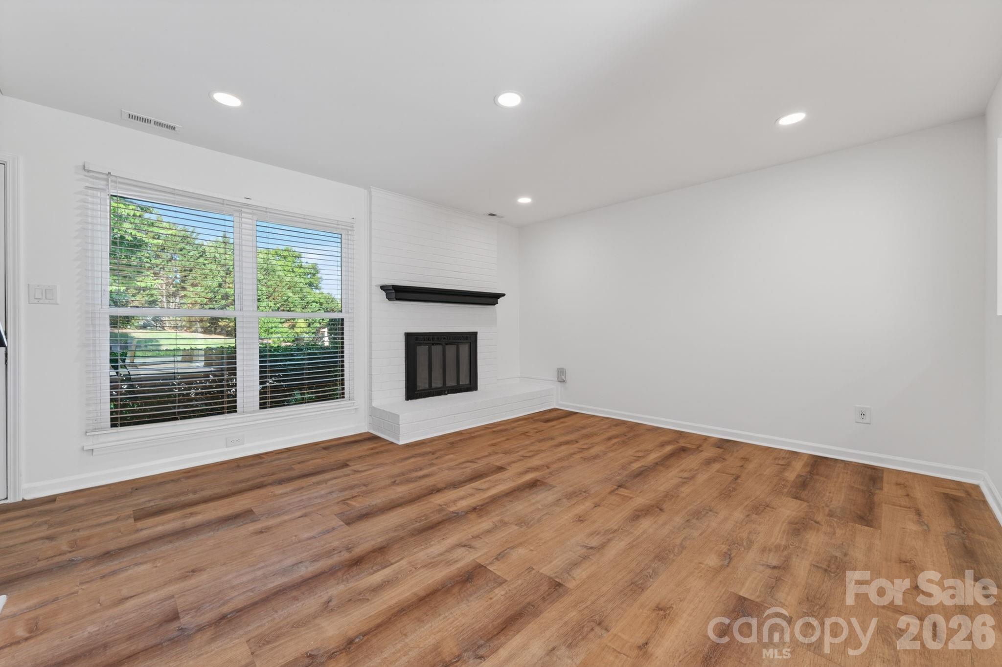 11017 Carmel Crossing Road Charlotte NC 28226