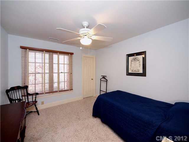 10925 Oak Pond Circle Charlotte NC 28277