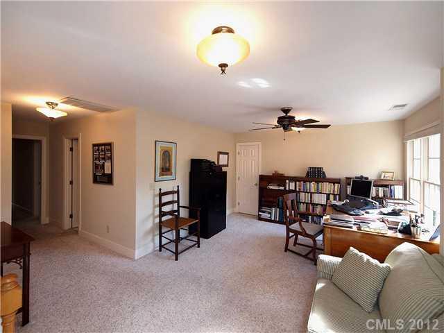 10925 Oak Pond Circle Charlotte NC 28277