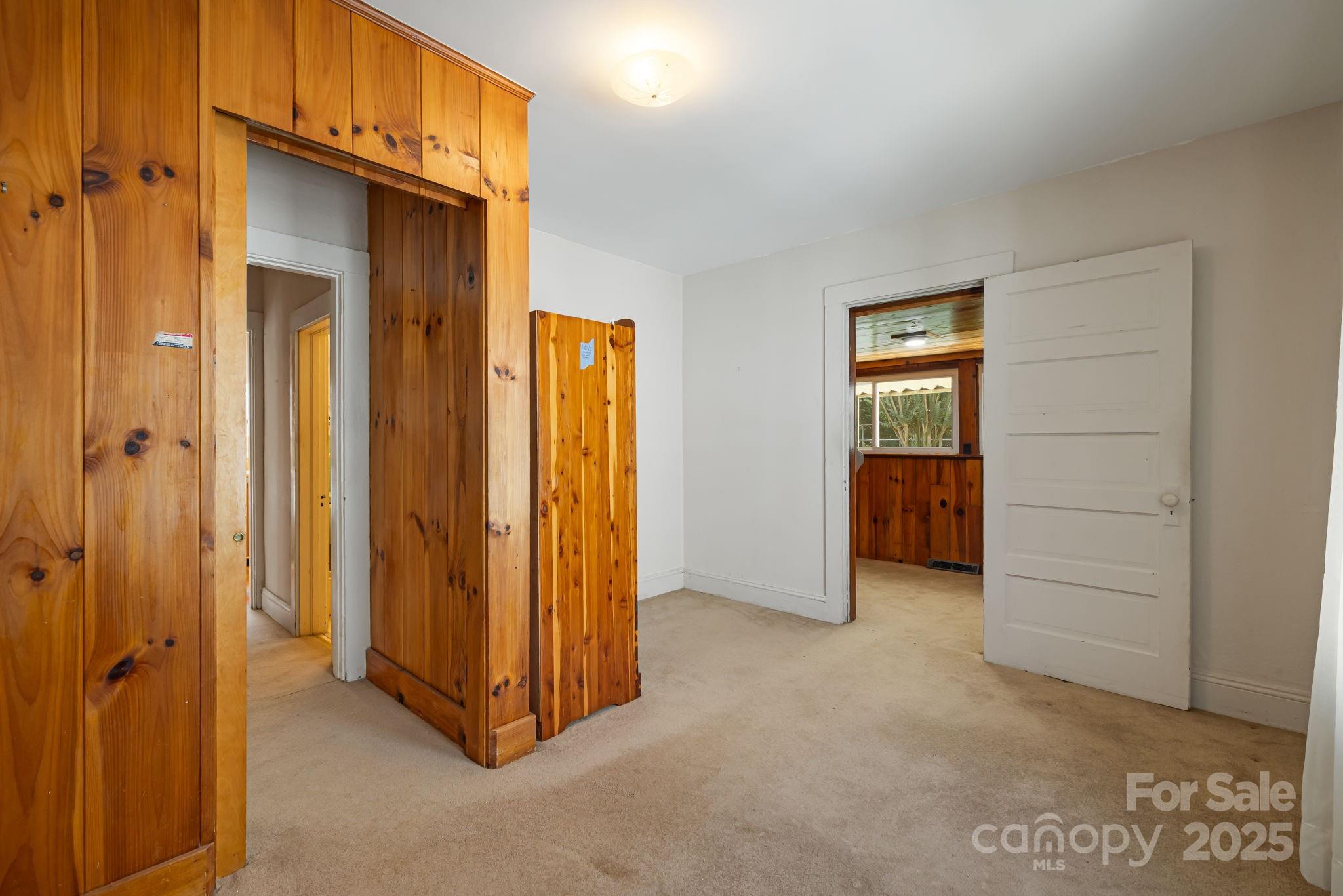 29 Oteen Park Place Asheville NC 28805