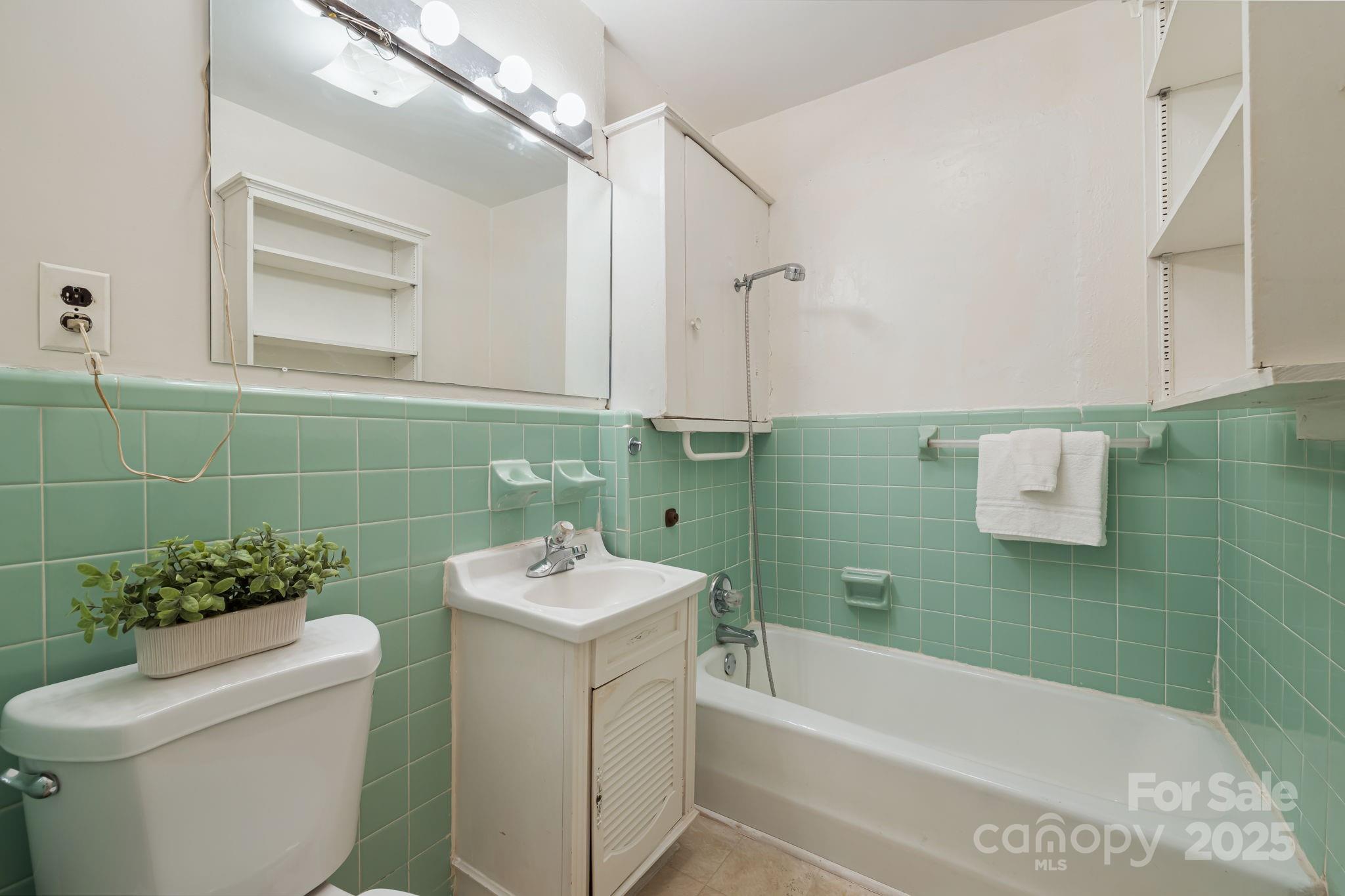 29 Oteen Park Place Asheville NC 28805