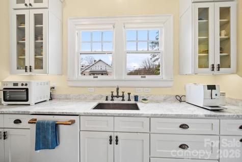 128 W Thomas Street Salisbury NC 28144