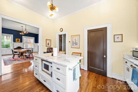 128 W Thomas Street Salisbury NC 28144
