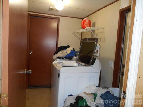 2184 Stove Drive Newton NC 28658