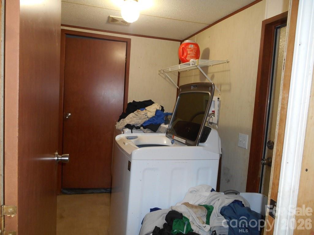 2184 Stove Drive Newton NC 28658