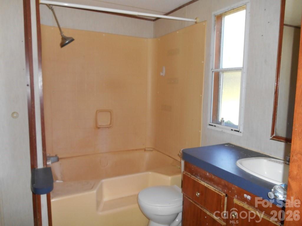 2184 Stove Drive Newton NC 28658