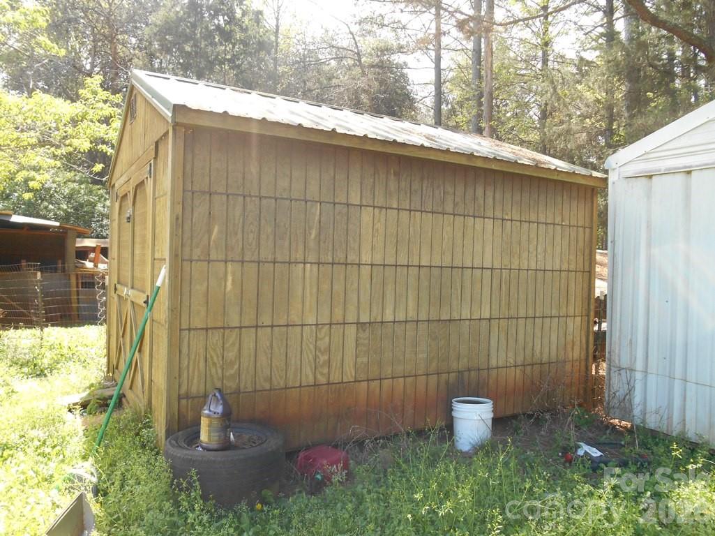 2184 Stove Drive Newton NC 28658