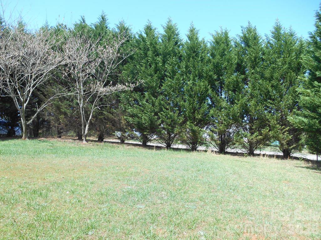 2184 Stove Drive Newton NC 28658