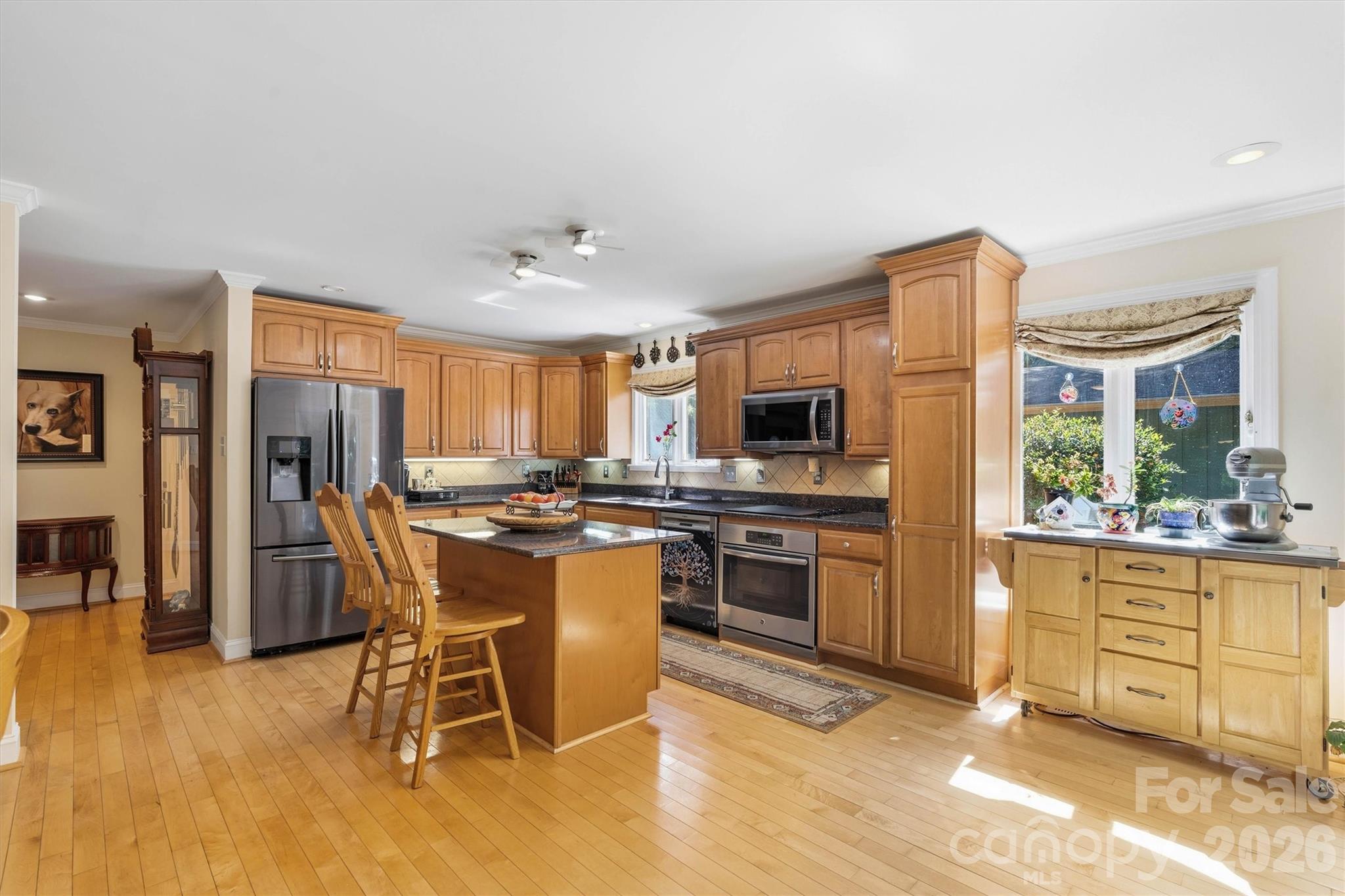 655 21st Avenue NW Hickory NC 28601