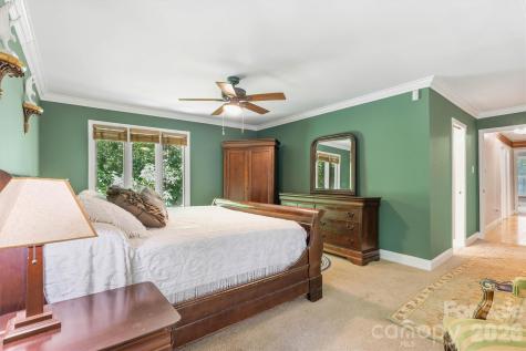 655 21st Avenue NW Hickory NC 28601