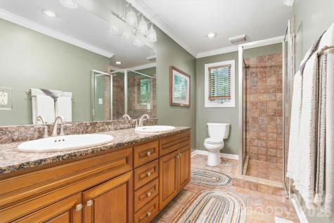 655 21st Avenue NW Hickory NC 28601