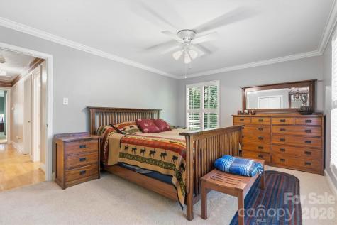 655 21st Avenue NW Hickory NC 28601