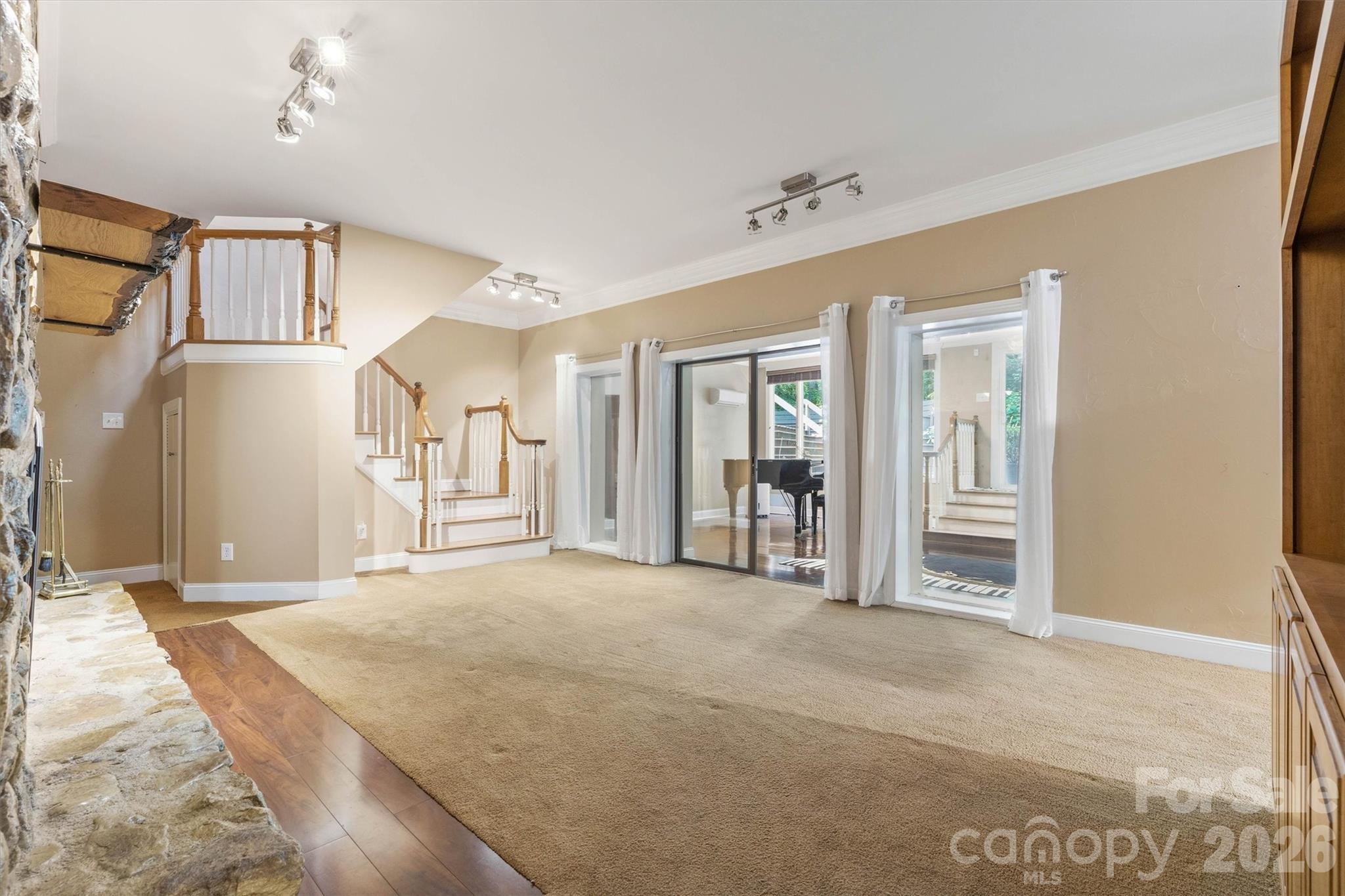 655 21st Avenue NW Hickory NC 28601