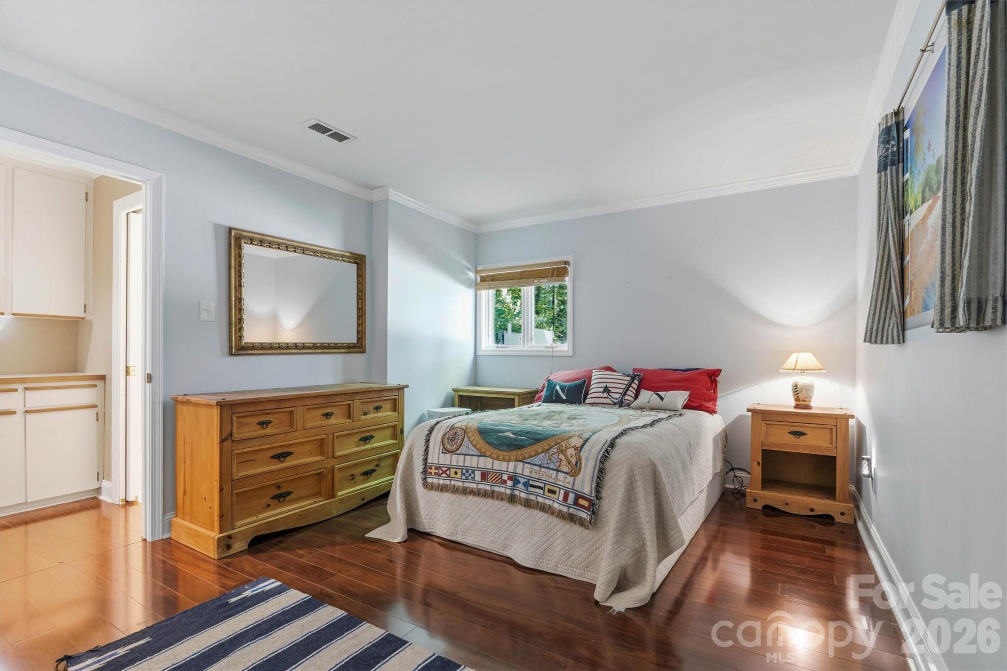 655 21st Avenue NW Hickory NC 28601