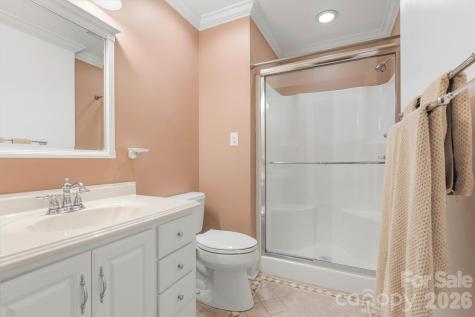 655 21st Avenue NW Hickory NC 28601