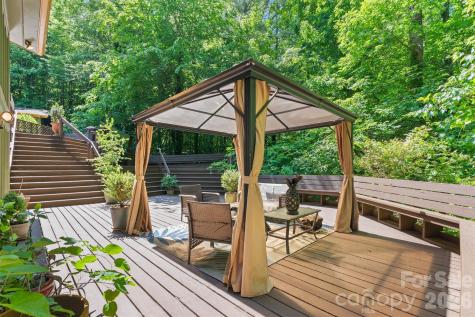 655 21st Avenue NW Hickory NC 28601