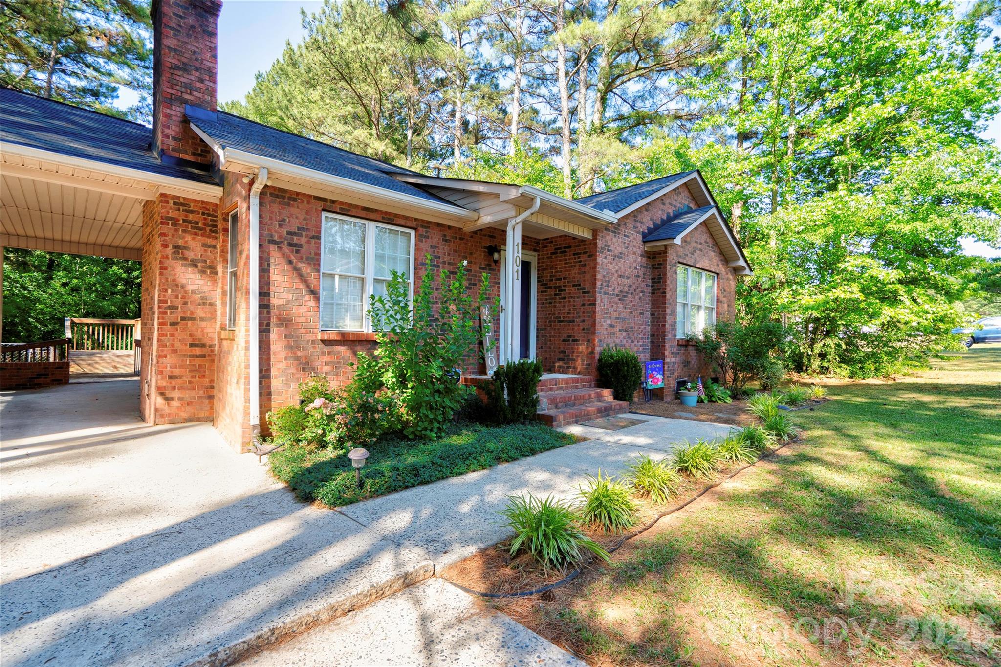 101 Doree Lane Crouse NC 28033