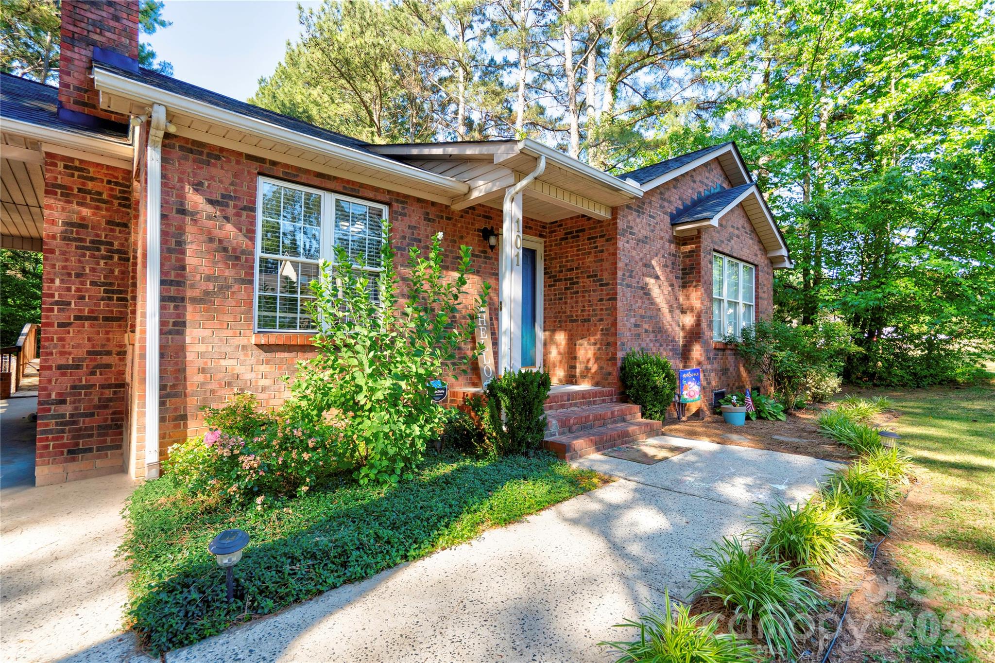 101 Doree Lane Crouse NC 28033