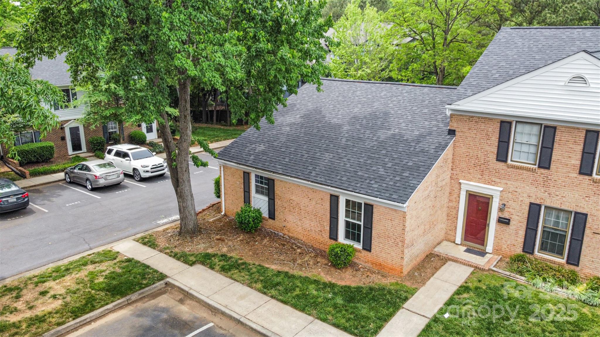 8325 Knights Bridge Road Charlotte NC 28210