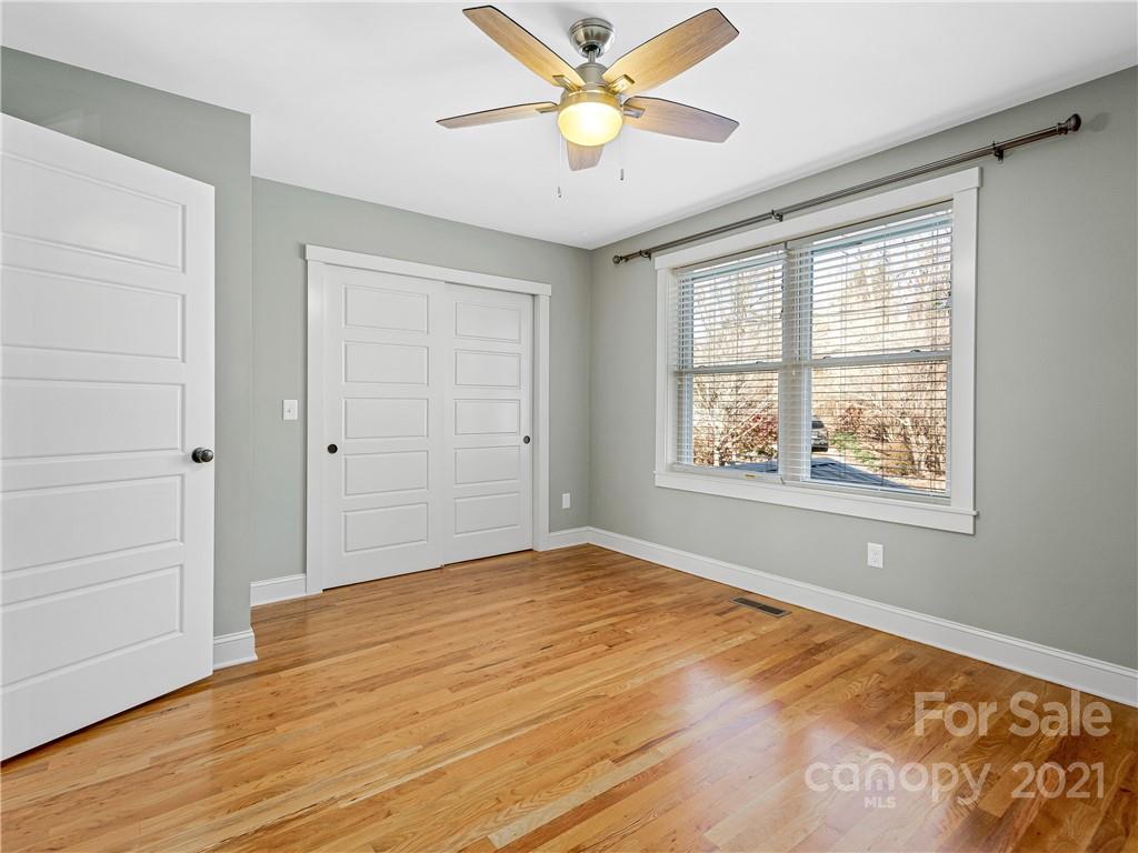 34 Dayton Road Asheville NC 28804