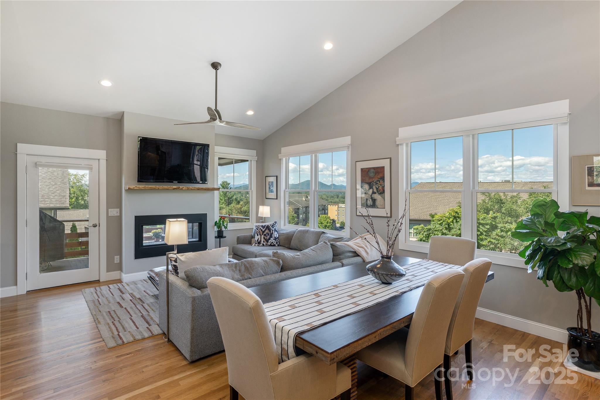 301 Ava Lane Asheville NC 28804