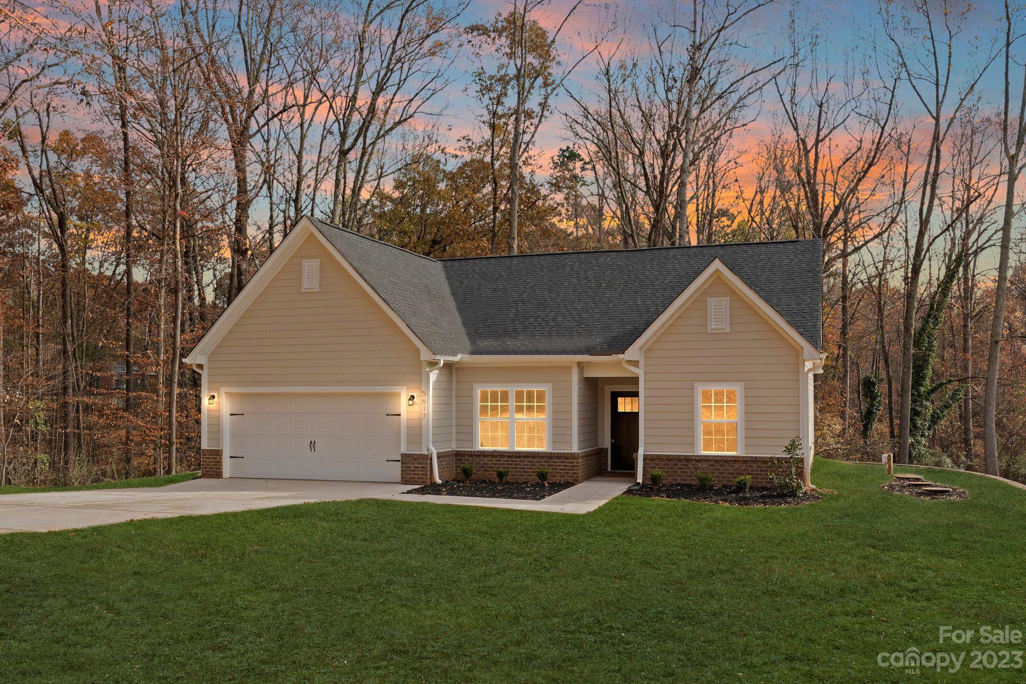 4521 Oak Lane Charlotte NC 28213