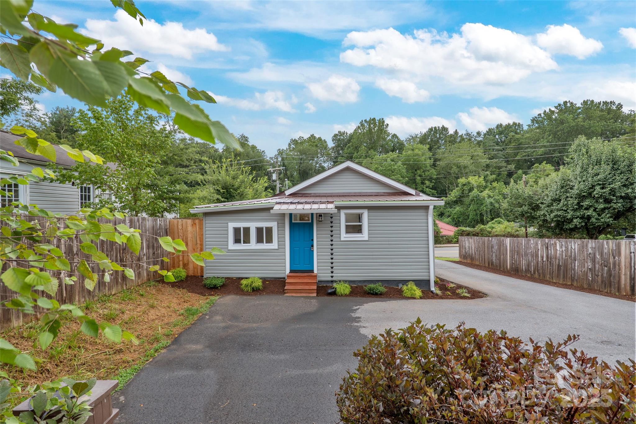 364 State Street Asheville NC 28806