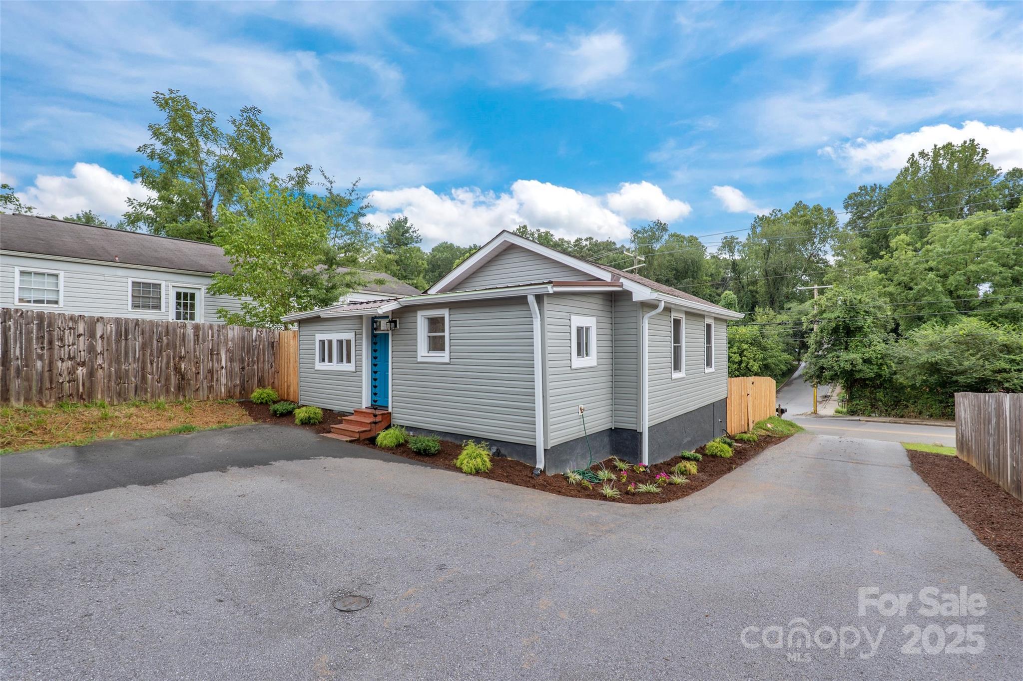 364 State Street Asheville NC 28806