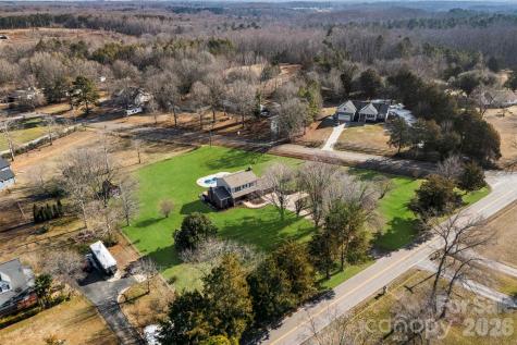 1982 Jim Mccarter Road N Clover SC 29710
