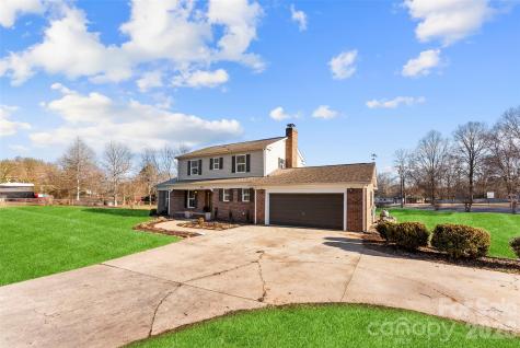 1982 Jim Mccarter Road N Clover SC 29710