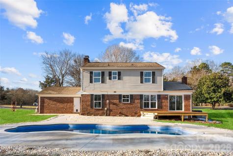 1982 Jim Mccarter Road N Clover SC 29710