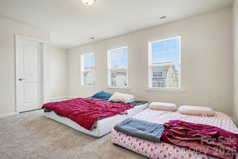 2174 Attend Crossing Willow Spring NC 27592