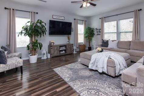 12848 Clydesdale Drive Midland NC 28107