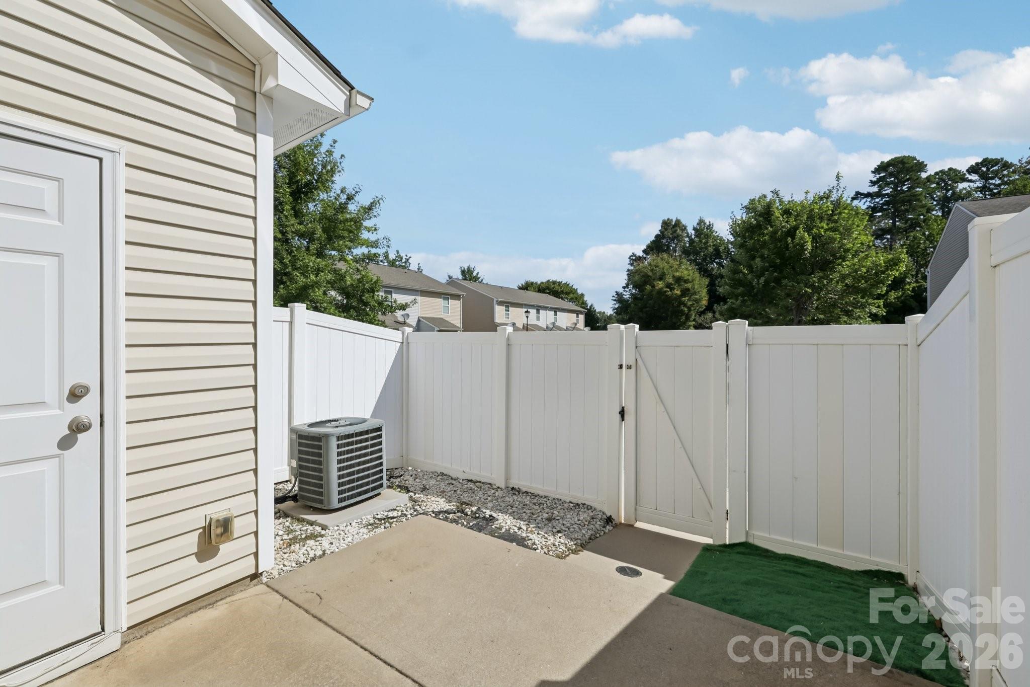 12720 Livengood Lane Charlotte NC 28269