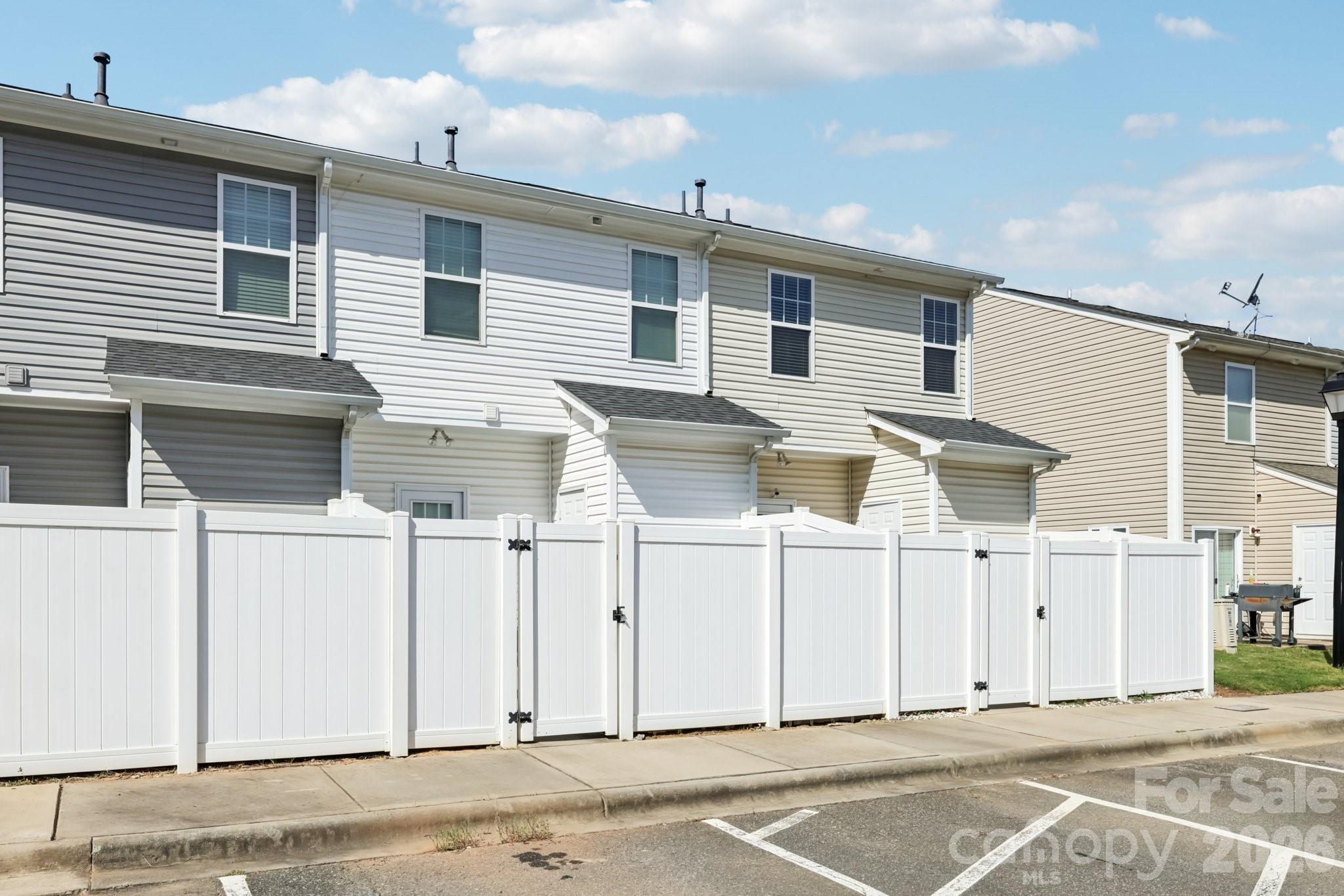 12720 Livengood Lane Charlotte NC 28269