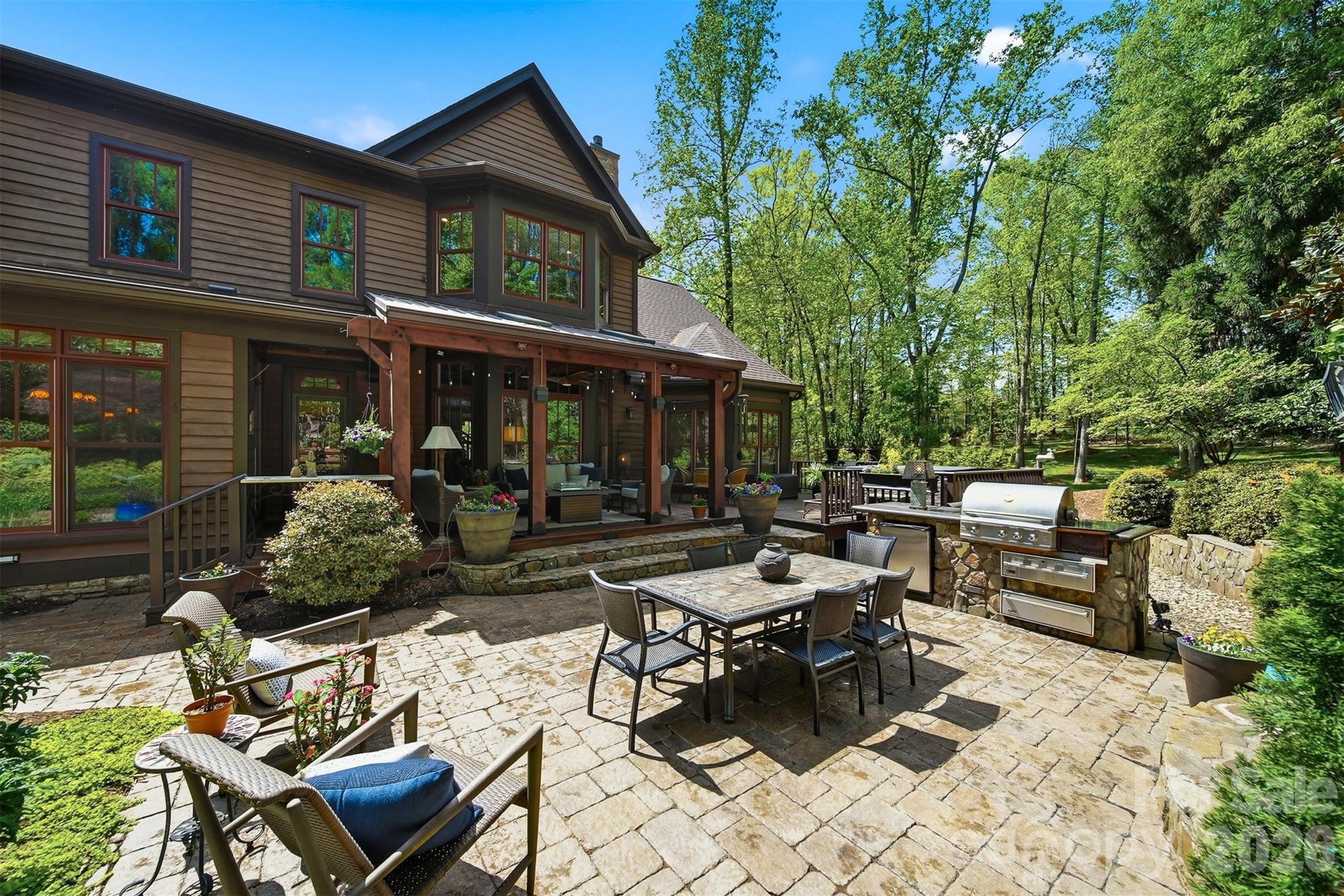 2748 Trent Drive NE Conover NC 28613