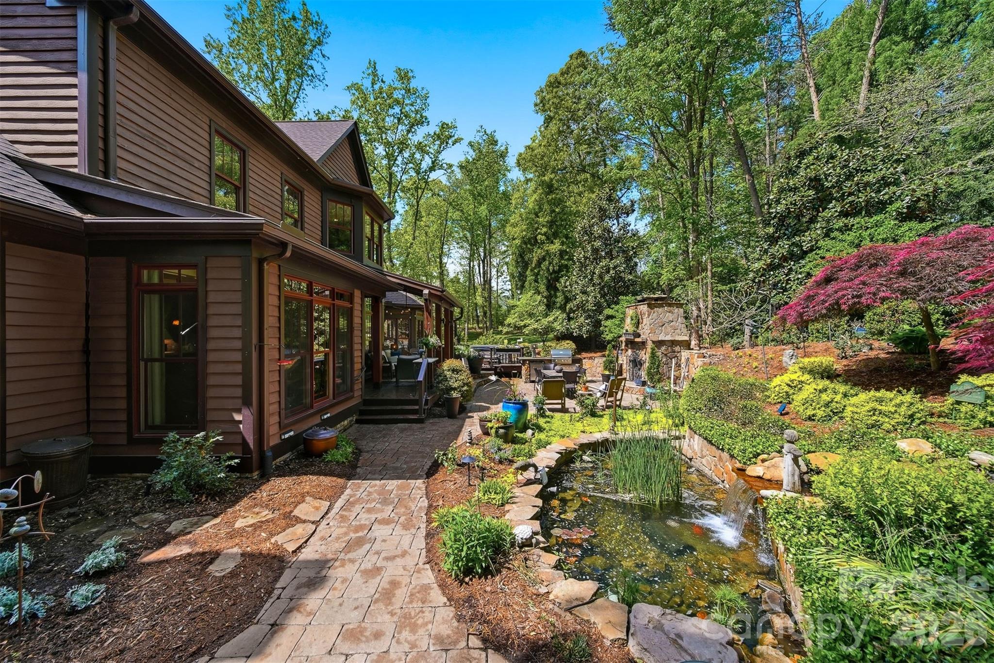 2748 Trent Drive NE Conover NC 28613