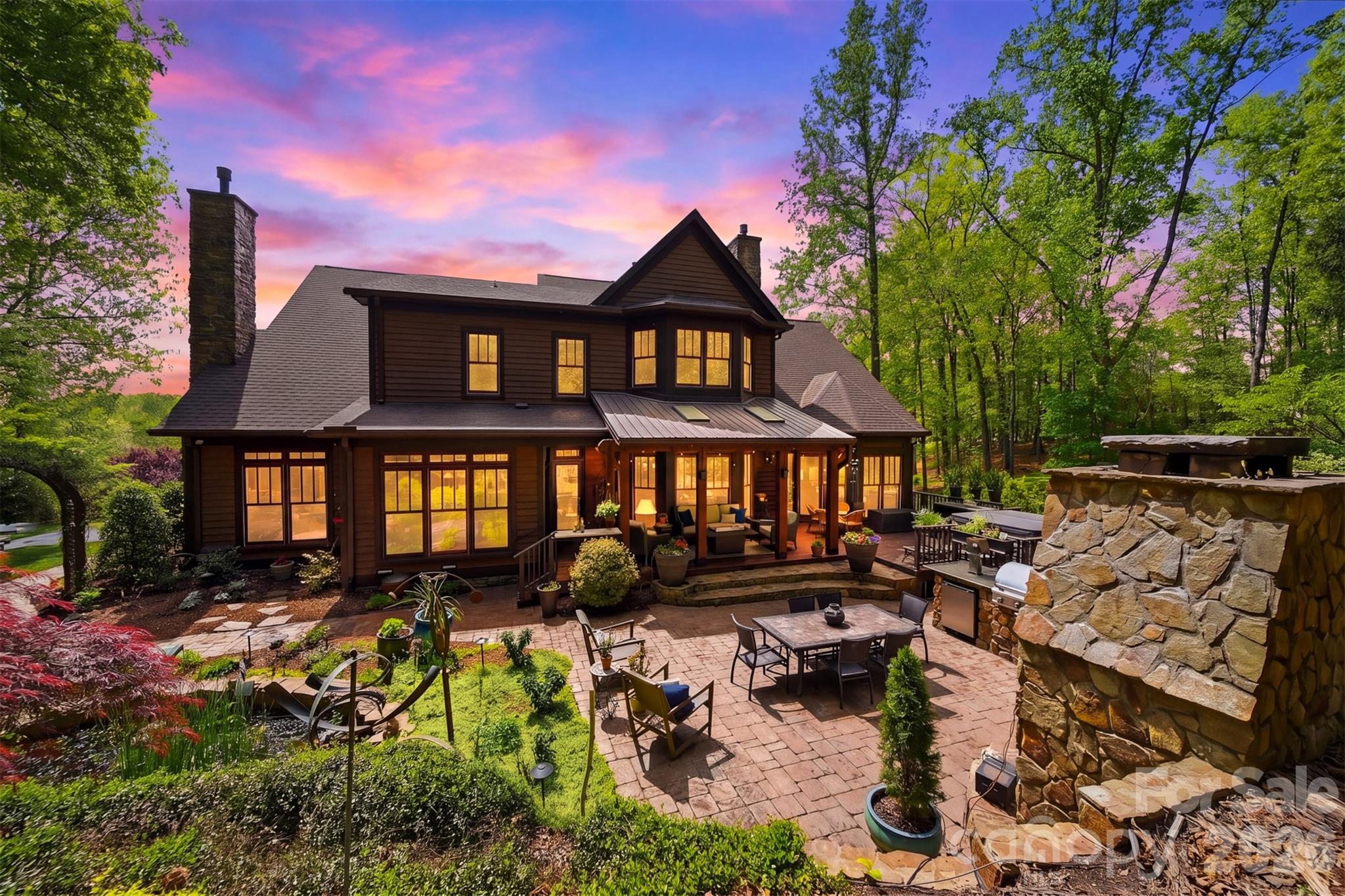 2748 Trent Drive NE Conover NC 28613