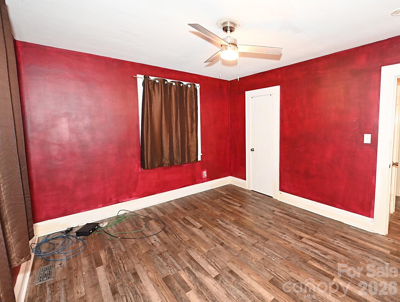 614 S Ashe Avenue Newton NC 28658