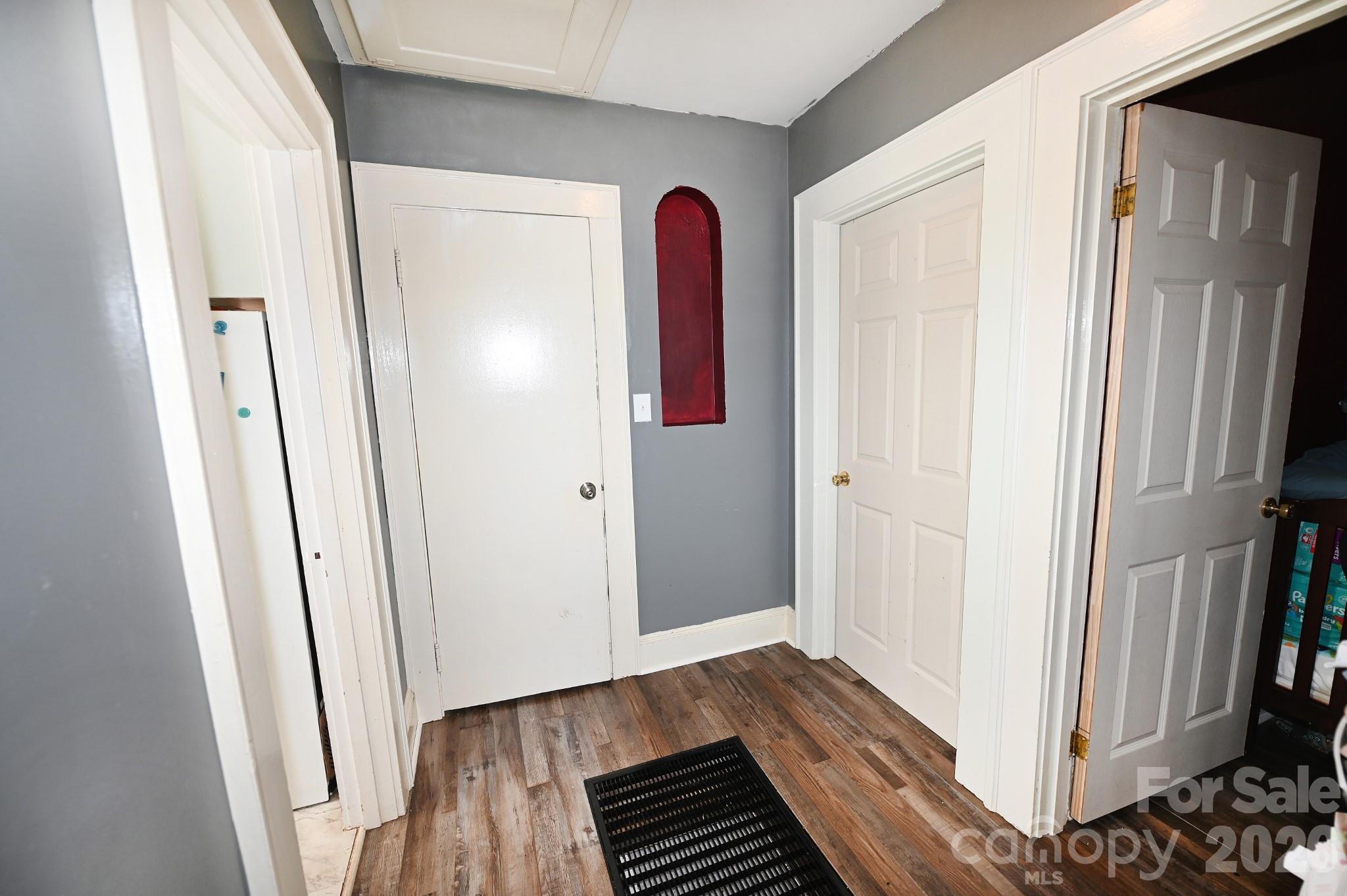 614 S Ashe Avenue Newton NC 28658