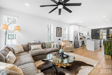 1130 Pegram Crossing Drive Charlotte NC 28205