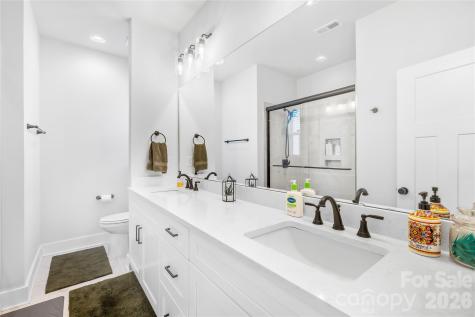 1130 Pegram Crossing Drive Charlotte NC 28205